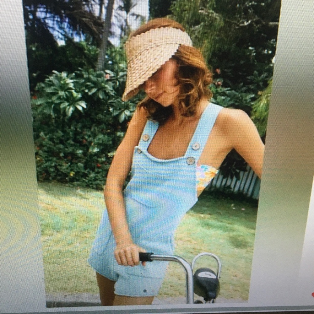 FP MOVEMENT BEACH/“OVER IT”AQUA ENERGY COLOR SHORT KNIT OVERALLS
